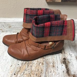 Fold over booties